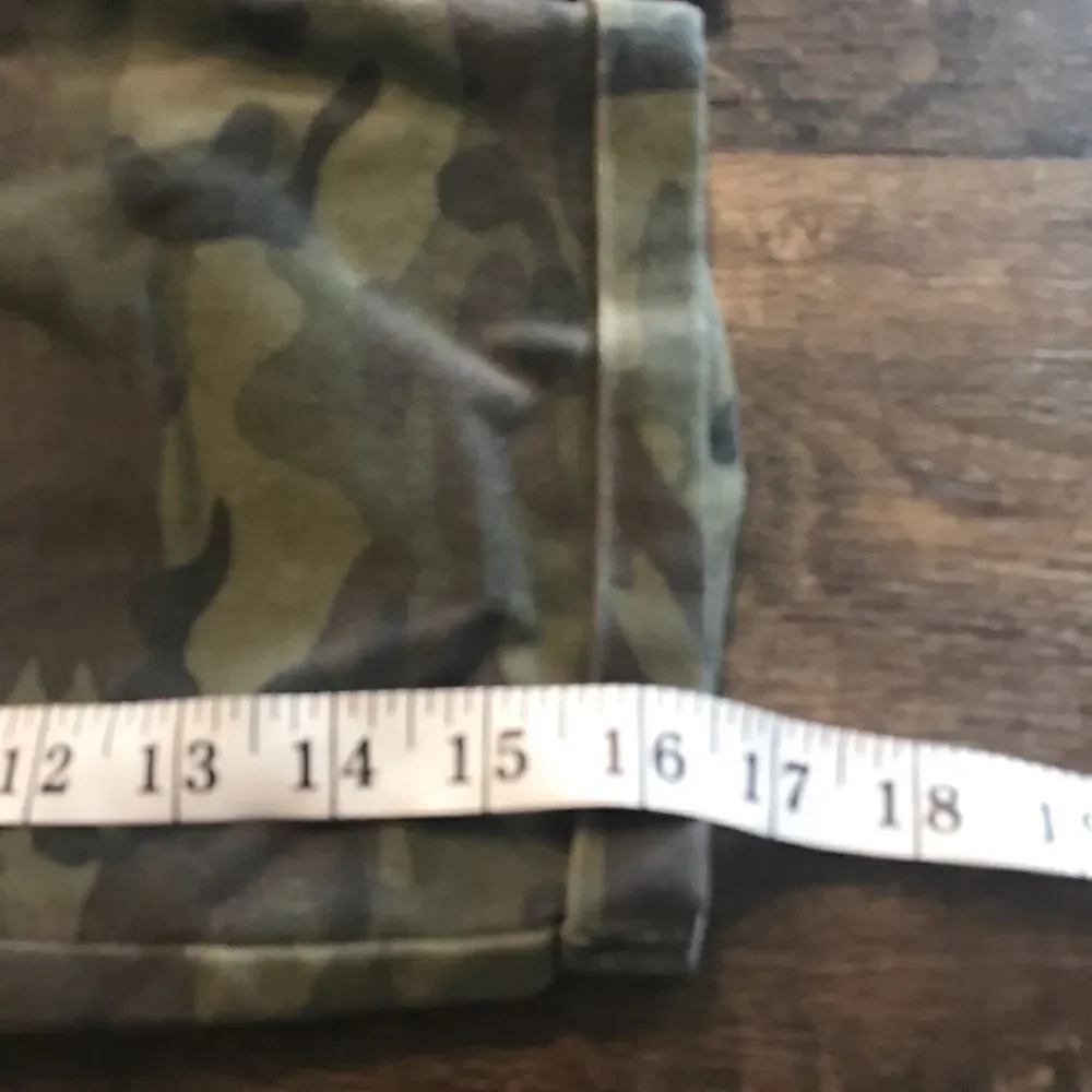 Nobo Camouflage Bermuda Shorts Size Small Mid Rise